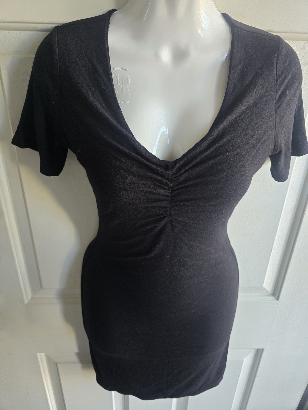 Women's Black V-Neck Ruched Front Dress